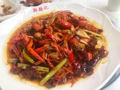 鲜炒龙虾尾-郑辣记田螺