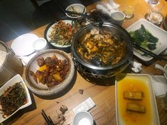 -隔壁老王·家常云南菜(花巷店)