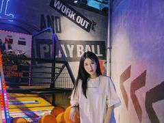 -世代星球·保龄球·镭战真人CS·团建(杨浦店)