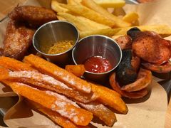 -三勾JJJ Burger&Coffee(梅溪湖店)