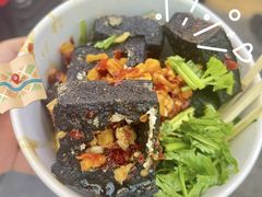 -黑色经典臭豆腐·湖南特产(步行街店)