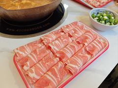 -毛辣果·贵州红酸汤牛肉火锅(西单店)
