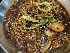 炸酱拉面-富乐满韩国正宗炸鸡韩国料理(虹泉路店)