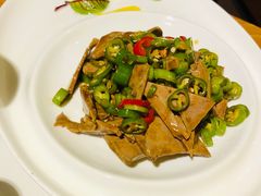 -哈拉海和牛主题餐厅(哈西店)