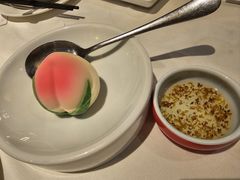 寿桃杏仁豆腐-在前门·烤鸭北京菜(五月花广场店)