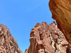 -天山神秘大峡谷