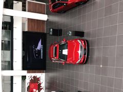 -奔驰北京极光星徽(四元桥店)