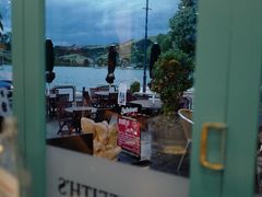 -Bully Hayes Restaurant & Bar