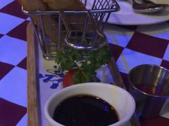 -鲨鱼美式餐厅酒吧Sharky