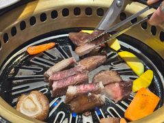 -炼火烤肉店