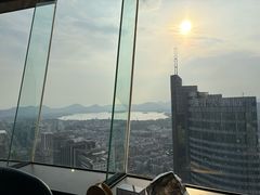 -Hi City·城市之巅