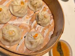 蟹粉小笼包-绿波廊(豫园店)