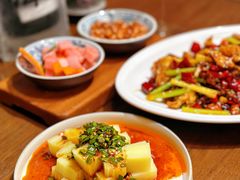 -肆海小川菜酒馆Wine Bistro (青年路店)