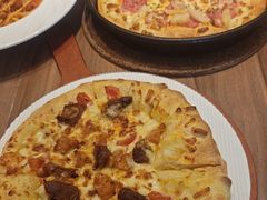 -必胜客(威高广场店)