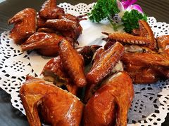 妙龄乳鸽-香山家宴