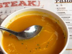 南瓜汤-HELLO 27 意面·沙拉·帕尼尼