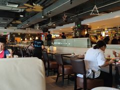 大堂-大头虾越式风味餐厅(光明广场店)