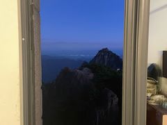 -黄山光明顶山庄