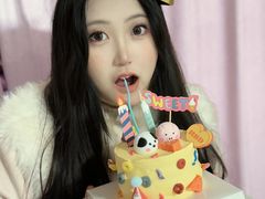 -巴黎贝甜·生日蛋糕(环球中心店)