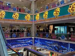 店内环境-王府井百货(中州中路店)