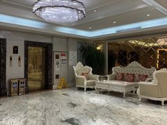 -沪华海鲜大酒楼(南汇店)