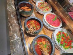 -黑金·寻焰自助百汇·烤肉·火锅(中街店)