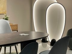 -罗奇堡家具(淮海西路店)