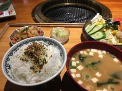 -肉魁屋·烧肉·烧鸟·酒场(高新店)