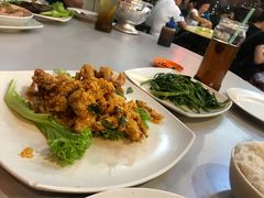 -大树下海鲜饭店
