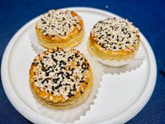 猫山王榴莲酥-维园悦谱·海派家常菜(乌鲁木齐南路店)