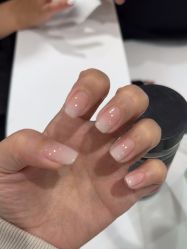 -悦指间美甲美睫