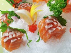 三文鱼刺身-余荫居