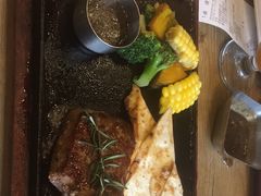 -豪客来牛排(人民东路店)