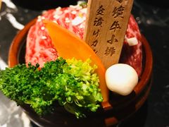 -山川小町·极番烧肉(新地假日广场店)