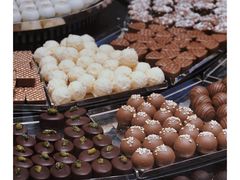 -Laderach 莱德拉(上海环贸iapm店)