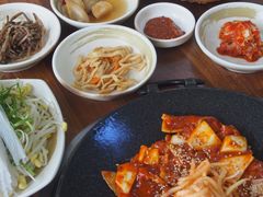 -城山辣炒黑猪肉