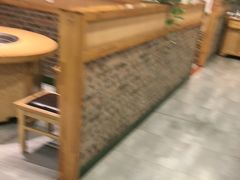 -咱屯子铁锅炖直营店(南湖大路店)