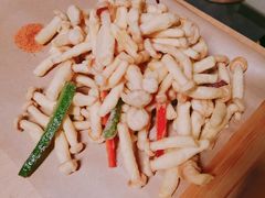 -关东小磨东北菜(上海长风大悦城店)