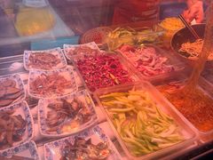 -万记麻辣烫国展总店