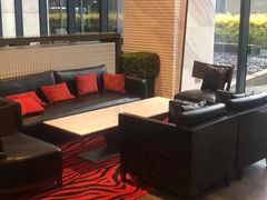 -上海虹桥西郊假日酒店