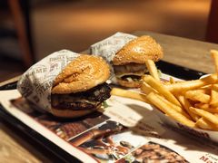 -The Habit Burger Grill 哈比特汉堡(复兴soho店)