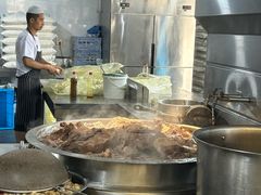 -吾穆勒蓬灰牛肉面·清真(北滨河中路店)