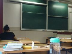 -华东理工大学徐汇校区-图书馆