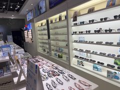 -诺柯视眼镜-蔡司依视路官方工厂店(淞南一店)