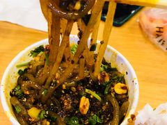 -八一好吃街·高品美食广场