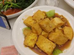 -闫府私房菜(经四路万达店)