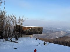 -中旅松花湖滑雪场