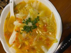 鸡汁娃娃菜-云隐小厨·传统大理美食(复兴路店)