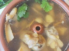 -小厨子私房菜·云南美食店