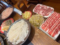 -沸炉重庆老火锅(军事博物馆店)